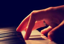 英雄联盟官网能为玩家做什么？新手必知的实用功能全解析