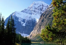 中国男足对阵新西兰男足的直播哪里看？比赛有哪些看点？